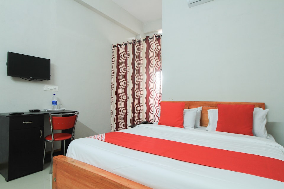 OYO 28470 Intimate Tourist Home, Calicut City-II, कालीकट