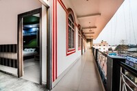 OYO Hotel M V International