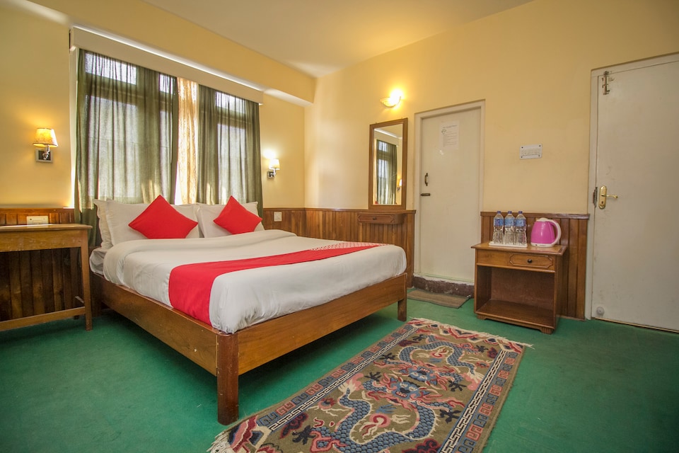 OYO 28558 21 Tara Palace, Pelling, Pelling