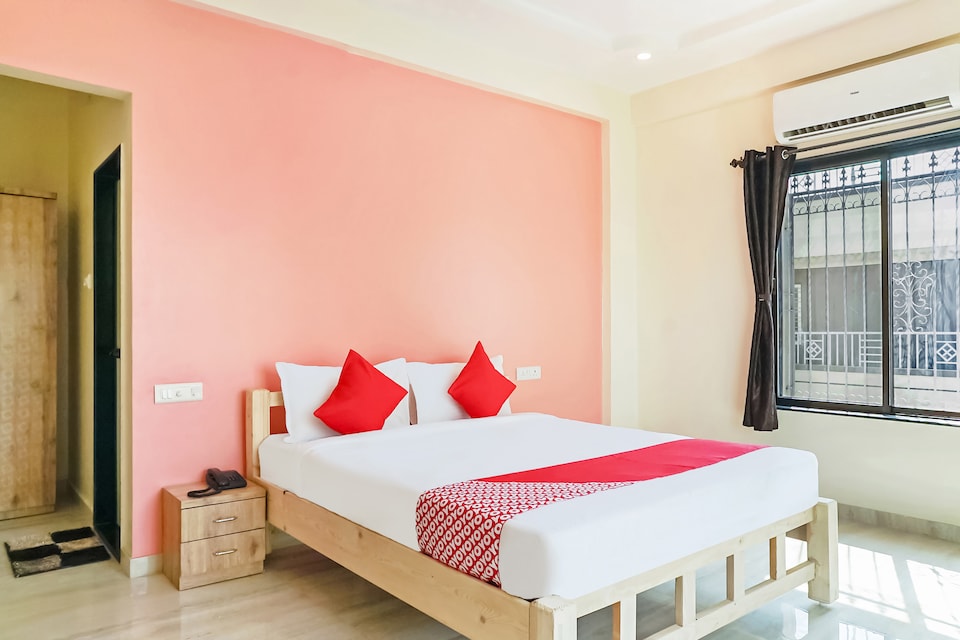 OYO 28565 Rajanigandha, Viman Nagar, Pune