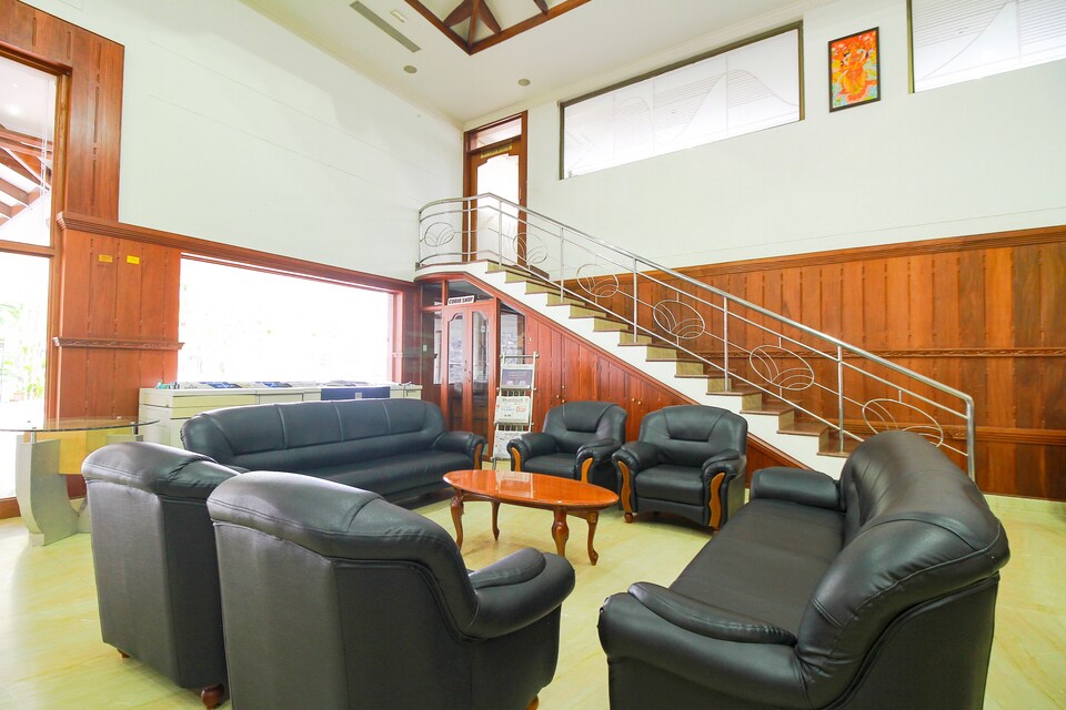 OYO 28567 Krishna Holiday Village, Thrissur, Thrissur