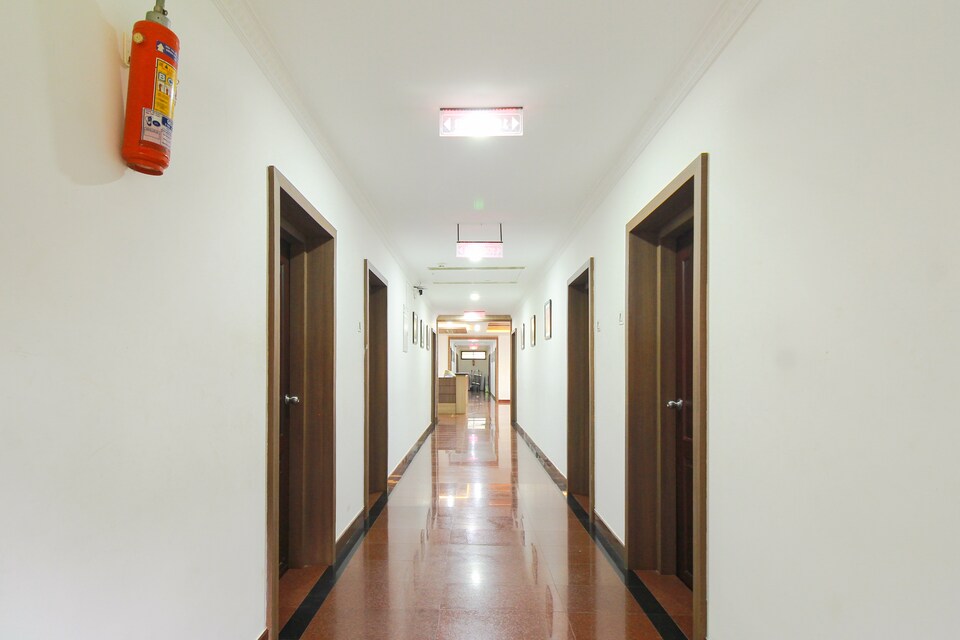 OYO 28567 Krishna Holiday Village, Thrissur, Thrissur