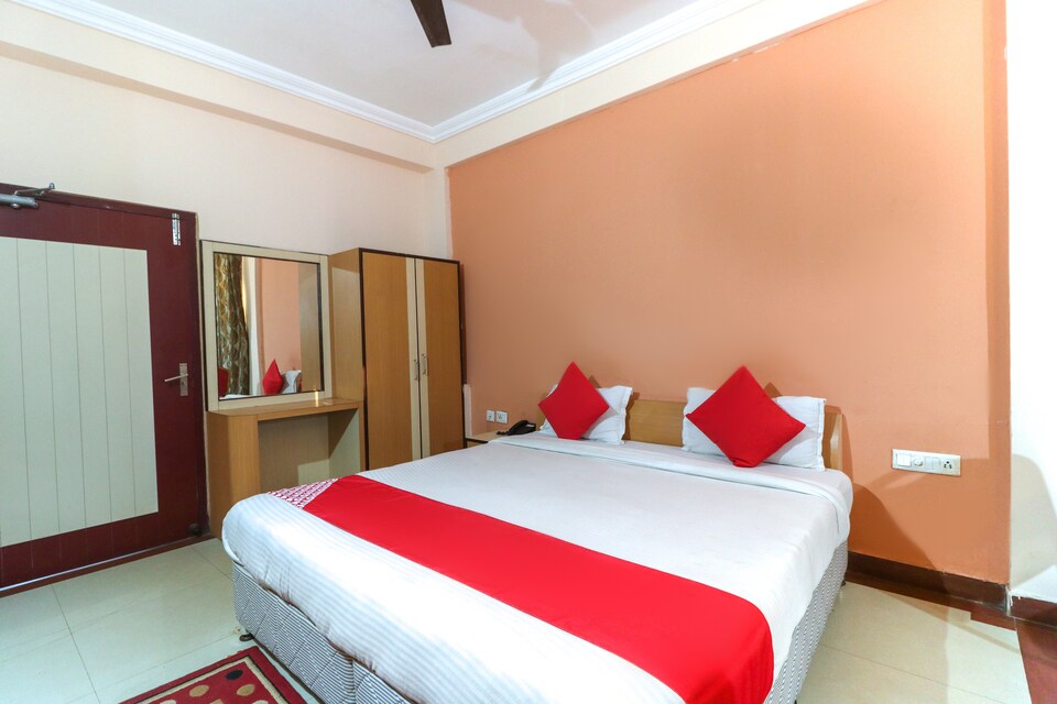 OYO 3345 शुभम बीच, CT Road Puri, पुरी