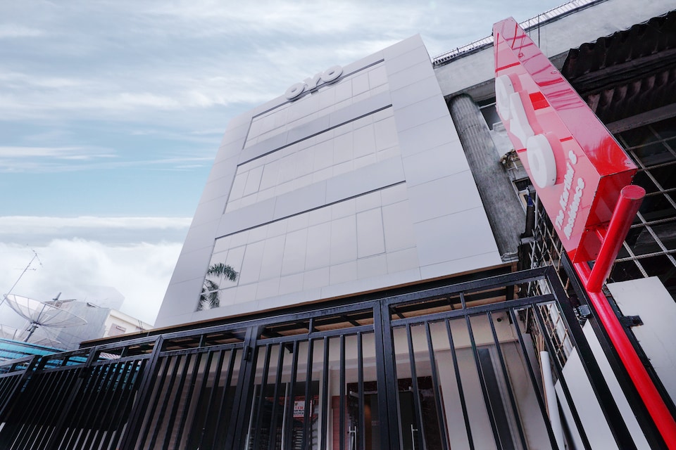 OYO 415 The Kartini 8 Residence, Mangga Besar, Jakarta