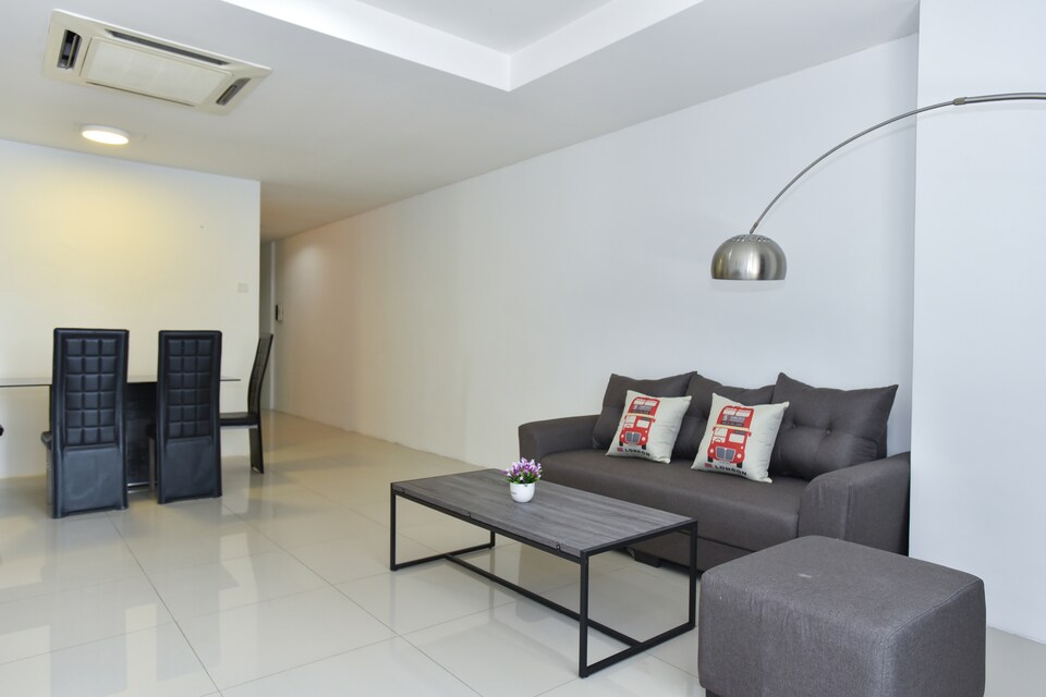 OYO Home 734 Luxury 2BR Taragon Puteri, Pudu, Kuala Lumpur