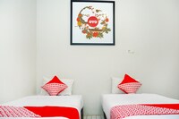 OYO 422 Achterhuis Guesthouse