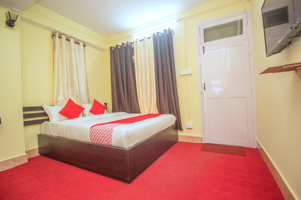 OYO 28590 The Emerald Hotel, MG Marg Gangtok, Gangtok