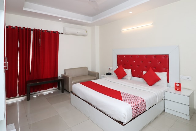 OYO Hotel New View Near Appu Ghar