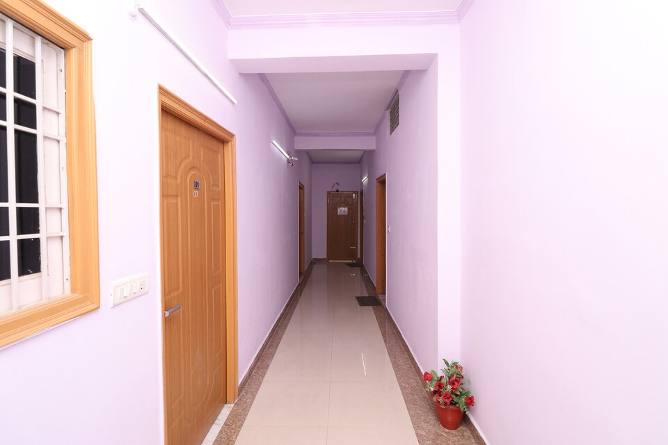 OYO 28621 Ds residency home stay, Cantt, Varanasi