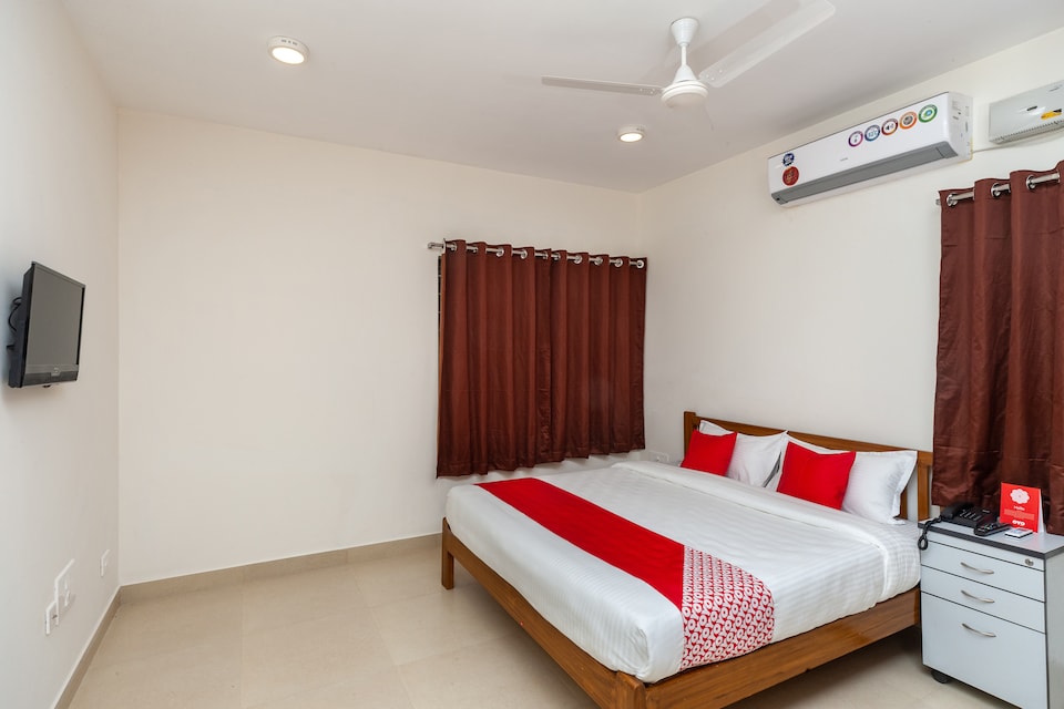 OYO 28622 OMR Stays, Siruseri, Chennai