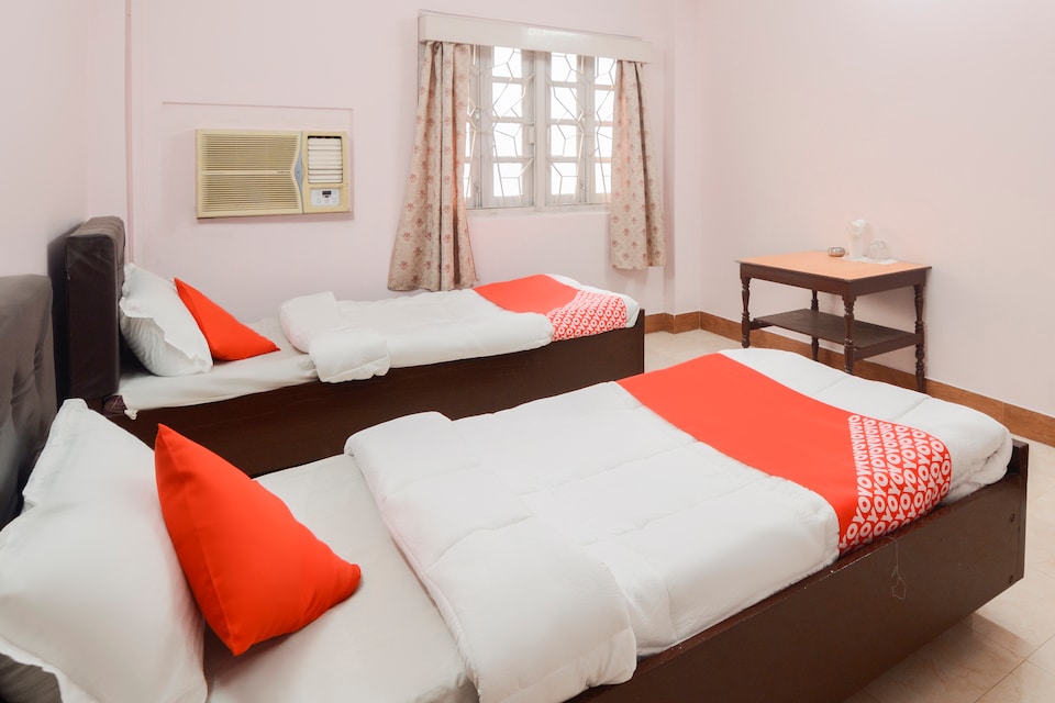 OYO 28627 Royal Guest House, Agartala, Agartala