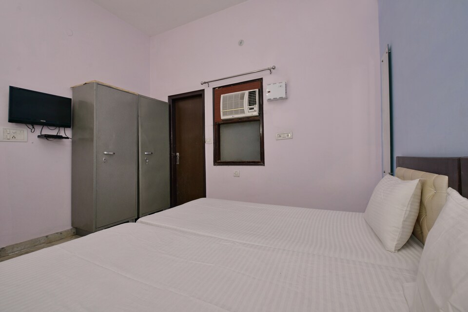 OYO LIFE GRG1245 सेक्टर 23, DLF 4 Gurgaon, गुड़गांव