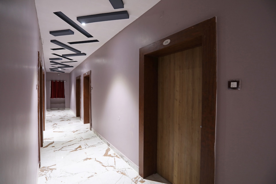 Hotel O Nirmalya Plaza, Behrampur, Behrampur