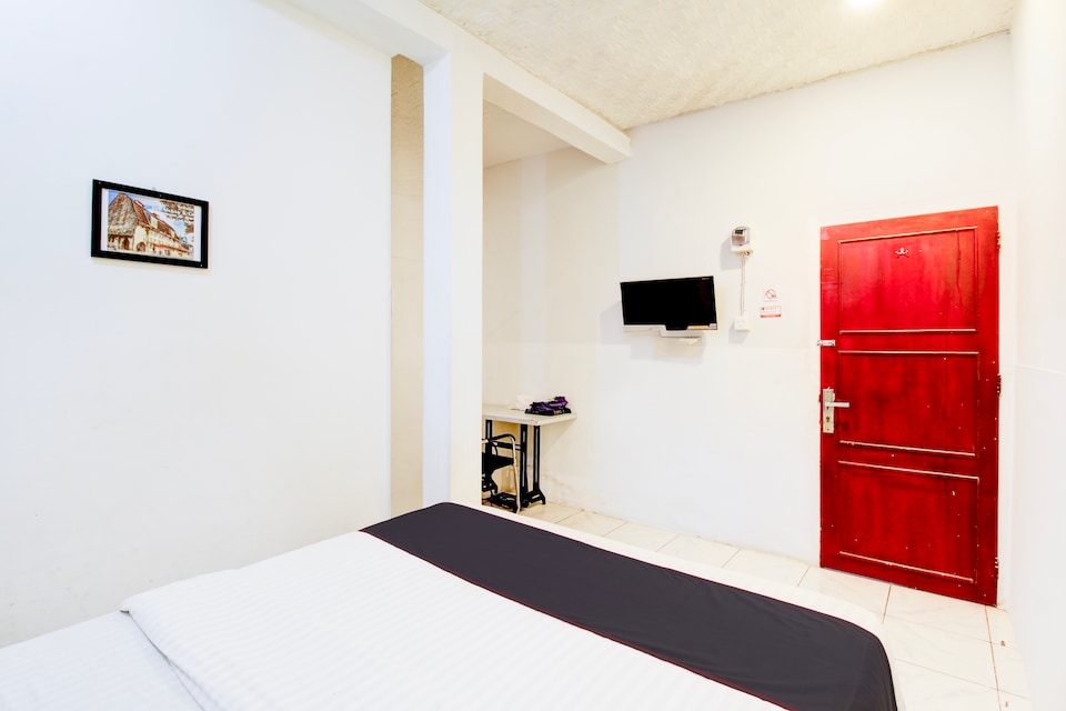 Hotel O Jalan Jenderal Sudirman Near Imam Bonjol Square Formerly Nelvi Guest House, Padang, Padang