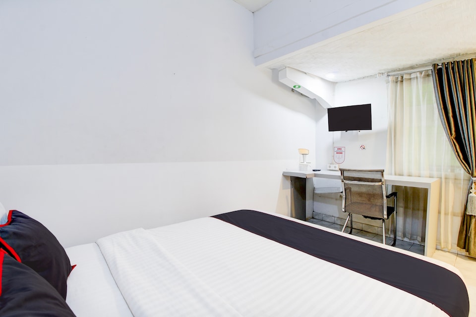 Hotel O Jalan Jenderal Sudirman Near Imam Bonjol Square Formerly Nelvi Guest House, Padang, Padang