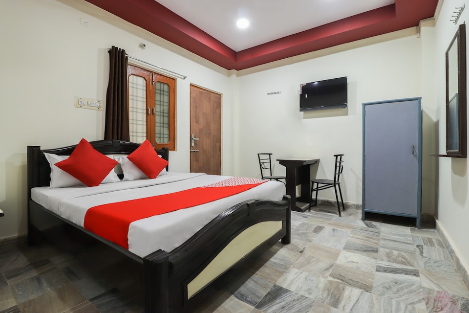 Hotel Shiv Ganga