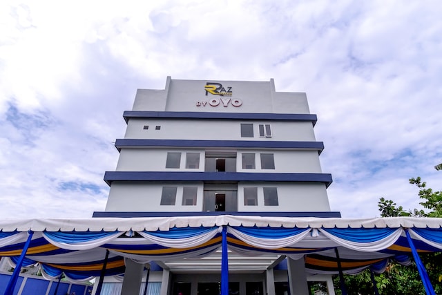 Collection O Medan near Universitas Sumatera Utara formerly Raz Residence