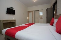 OYO Tuliip - Powai Near R City Mall