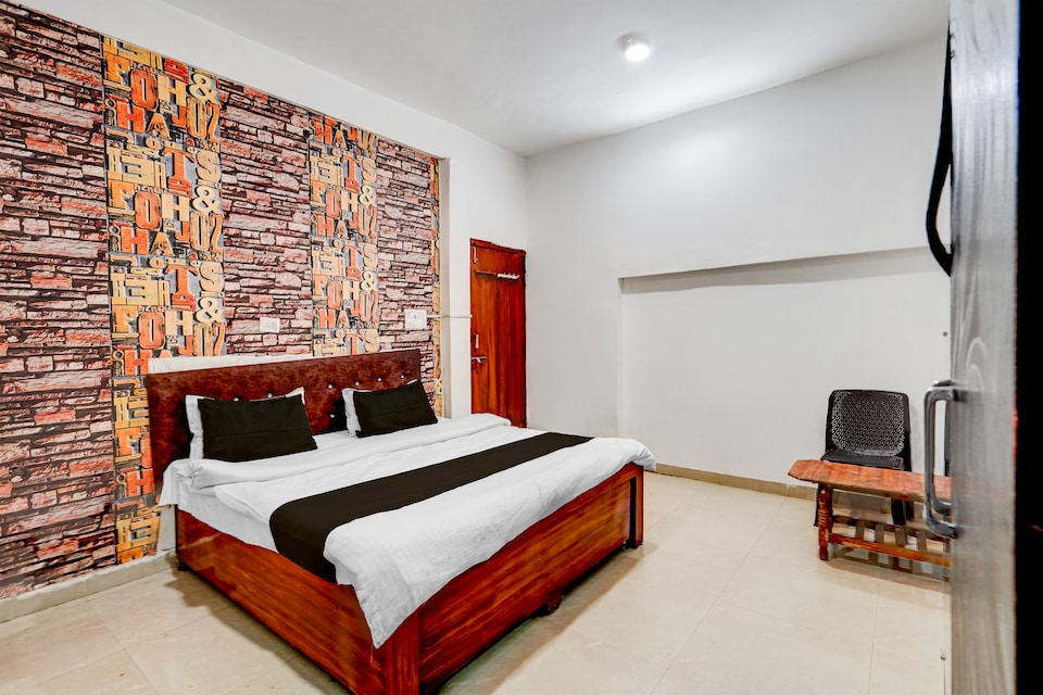 Hotel O Aura Mall Bhopal Formerly Golden Star, MP Nagar Bhopal, Bhopal