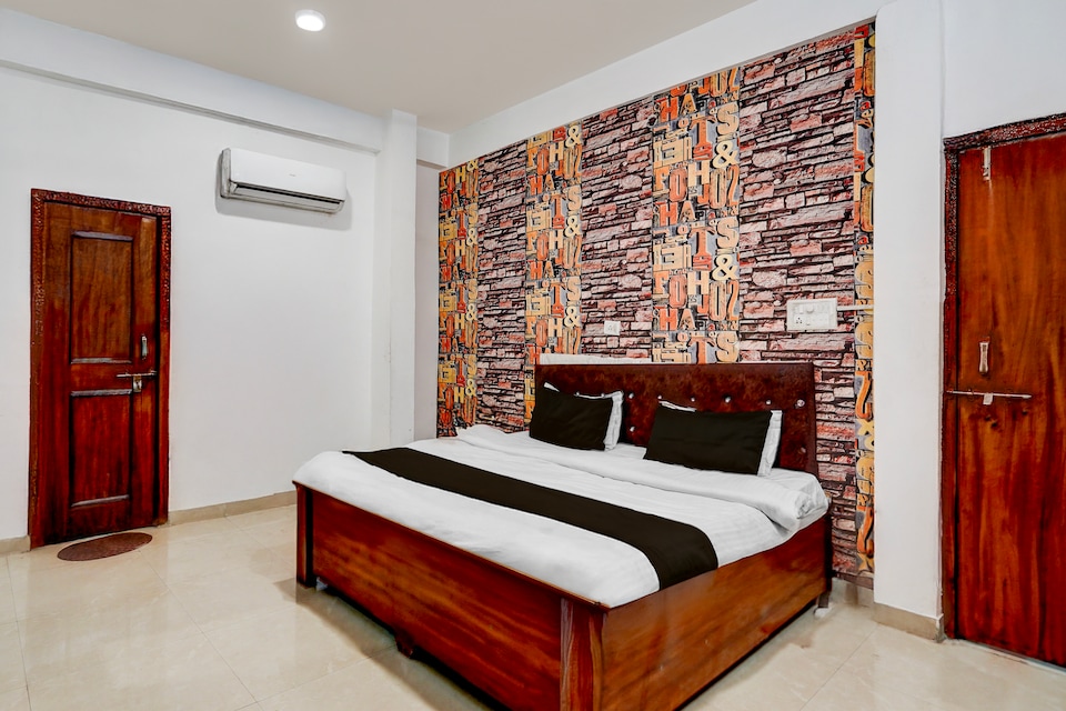 Hotel O Aura Mall Bhopal Formerly Golden Star, MP Nagar Bhopal, Bhopal