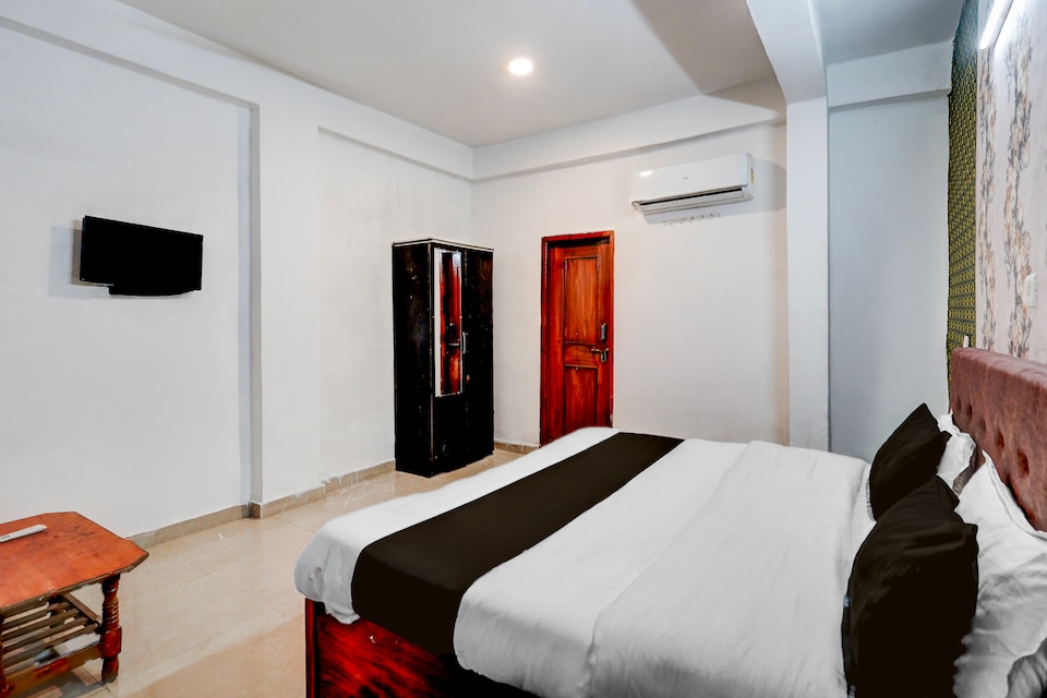 Hotel O Aura Mall Bhopal Formerly Golden Star, MP Nagar Bhopal, Bhopal