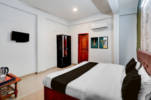 Hotel O Aura Mall Bhopal Formerly Golden Star