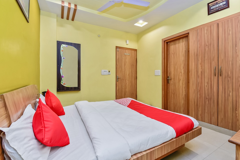 OYO Hotel Ashoka, Sikar, Sikar