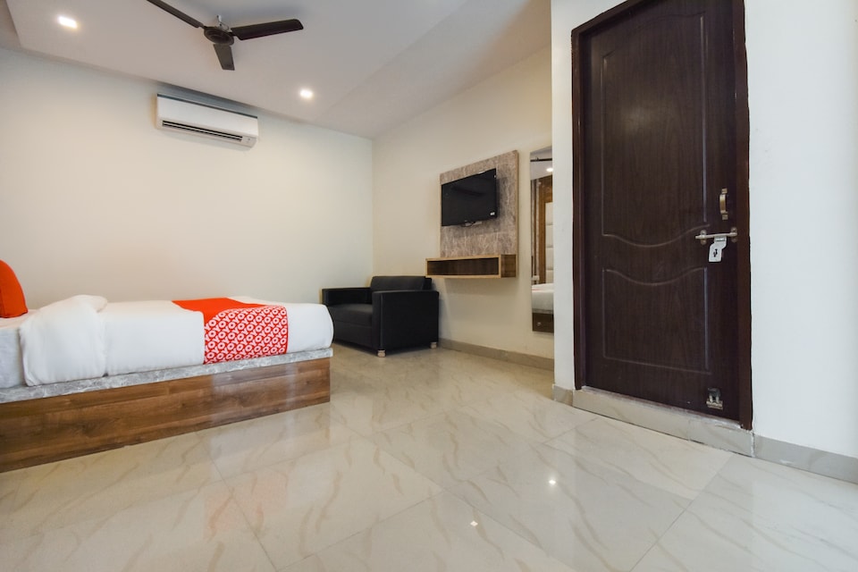 Hotel o Shivaay Phase 1 Mohali Bus Terminal, Mohali, Mohali