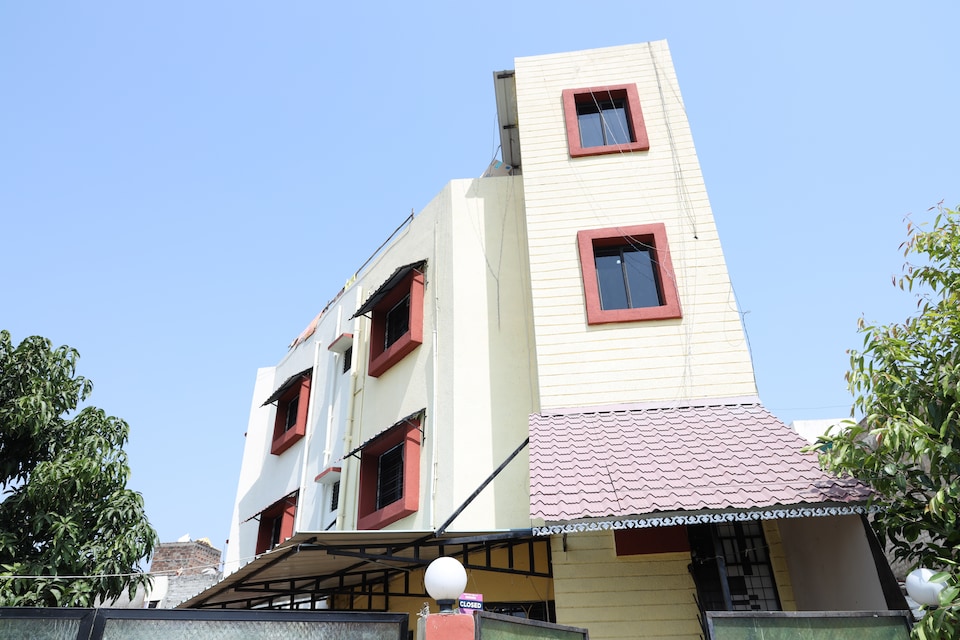 Hotel O Prithvi Inn, Pratap Nagar Nagpur, Nagpur