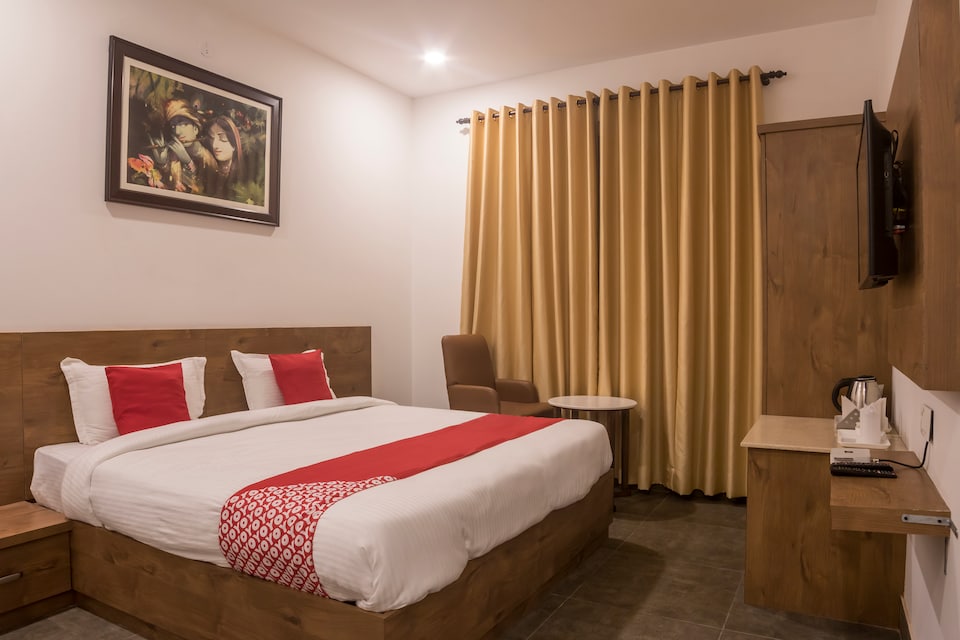 OYO 28721 Hotel Orchard, Tikonia Haldwani, Haldwani