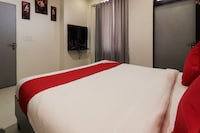 OYO The Prince Hotel