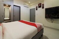 OYO The Prince Hotel