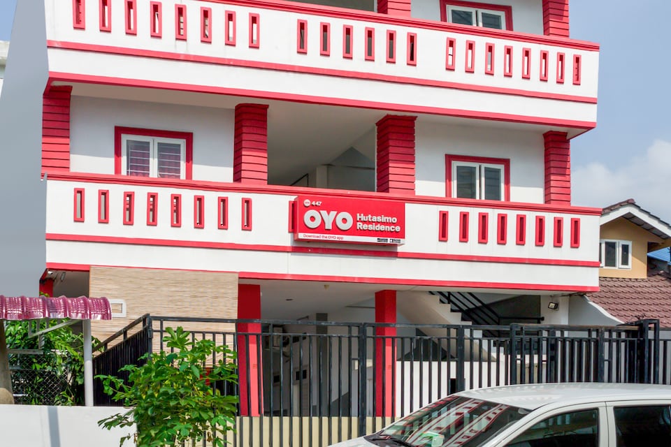OYO 447 Hutasimo Residence, Medan, Medan