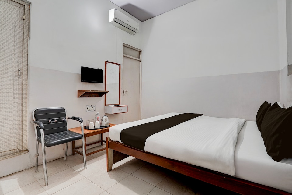 Hotel O Gaya Railway Station Formerly Vishal Inn, Gaya Railway Station, Bodhgaya