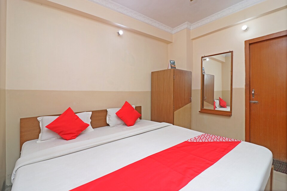 OYO 28732 होटल क्लासिक, Dhanbad, धनबाद