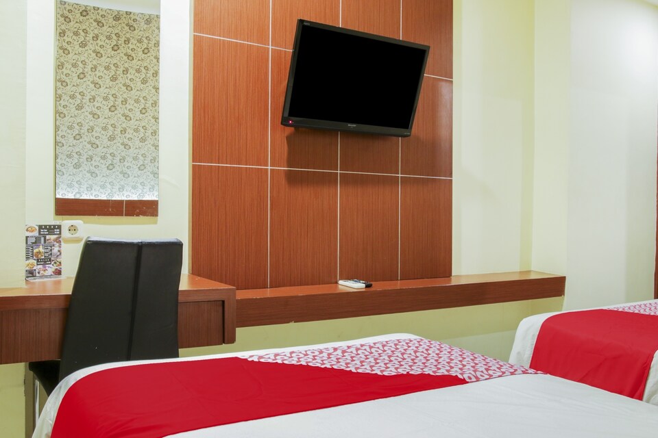 Capital O 454 Raising Hotel, Karuwisi, Makassar