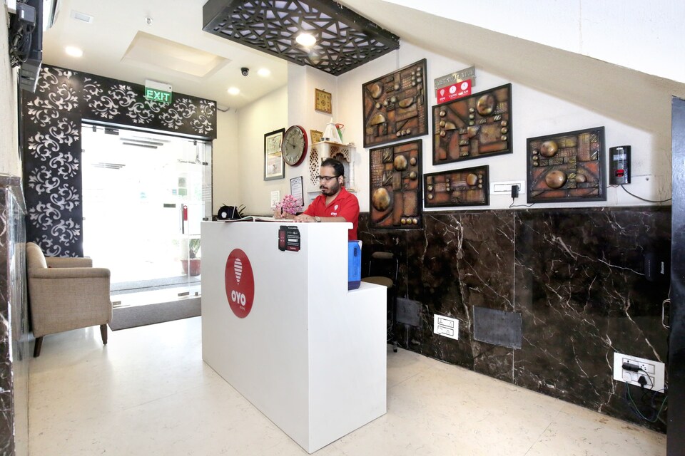 Capital O Jh E18hteen, Central Chandigarh, चंडीगढ़