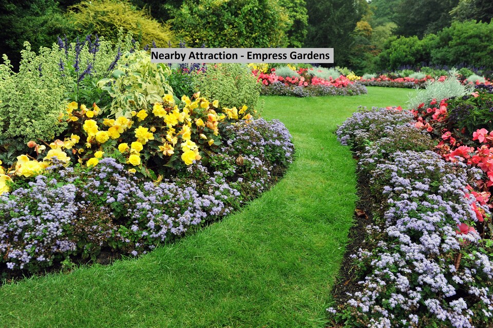 OYO 28804 Orchid Gold Guest House, Koregaon Park Pune, Pune