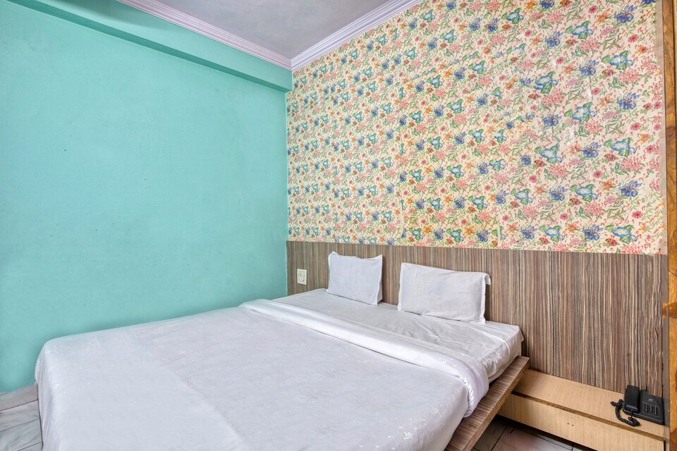 SPOT ON 28812 Hotel Sanjay, Railway Station - Bhopal, Bhopal