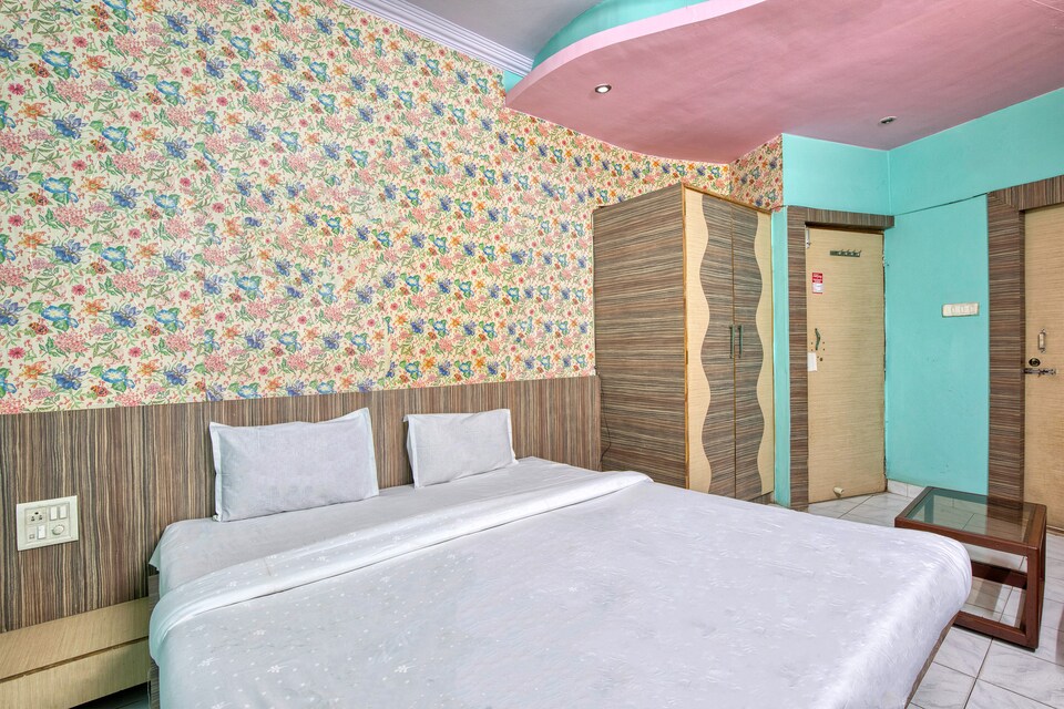 SPOT ON 28812 Hotel Sanjay, Railway Station - Bhopal, Bhopal