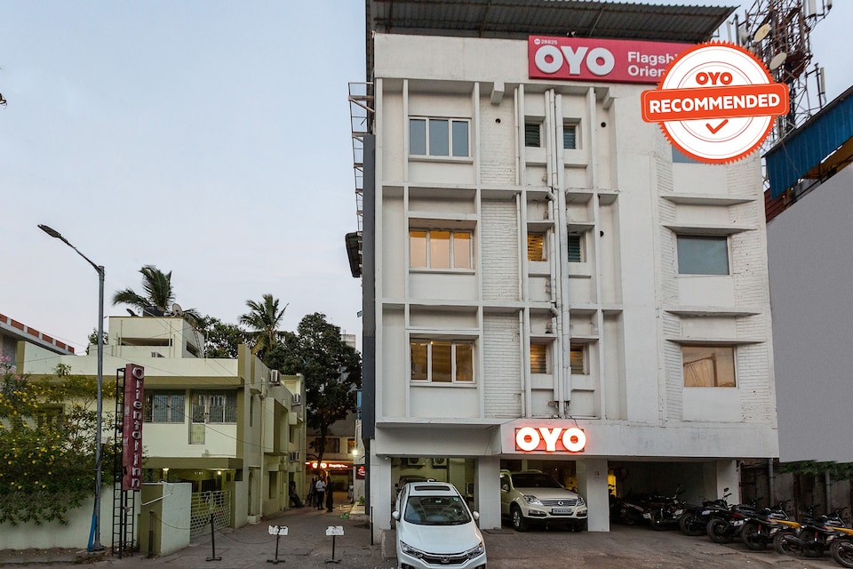 Live as CHN1728, Nungambakkam Chennai, Chennai