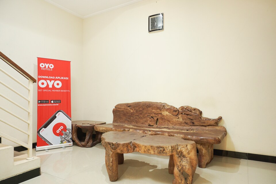 OYO 462 Nugraha Residence, Caturtunggal, Yogyakarta