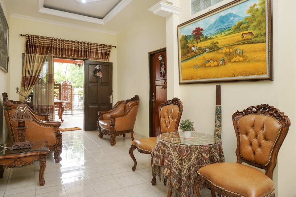 OYO 465 Alam Citra Bed & Breakfast, Sewon, Bantul