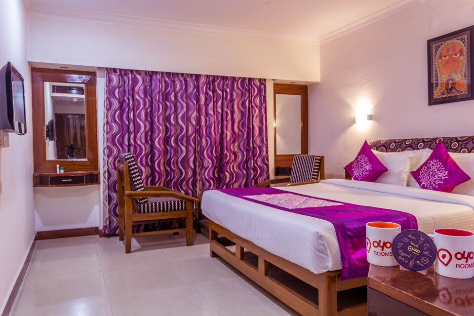 OYO 3368 HiTech Grand, Transit Vizag, Visakhapatnam