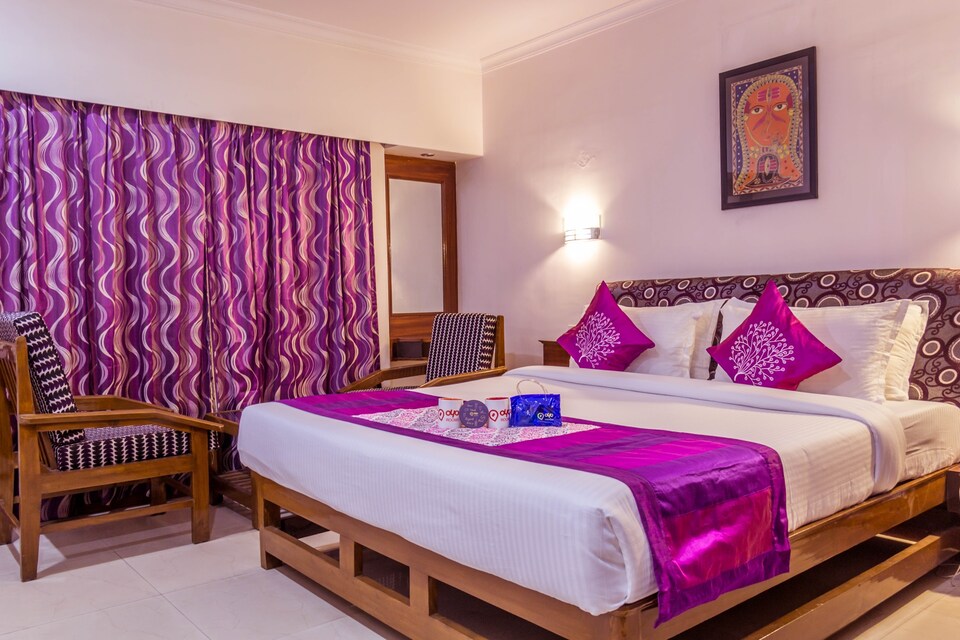 OYO 3368 HiTech Grand, Transit Vizag, Visakhapatnam