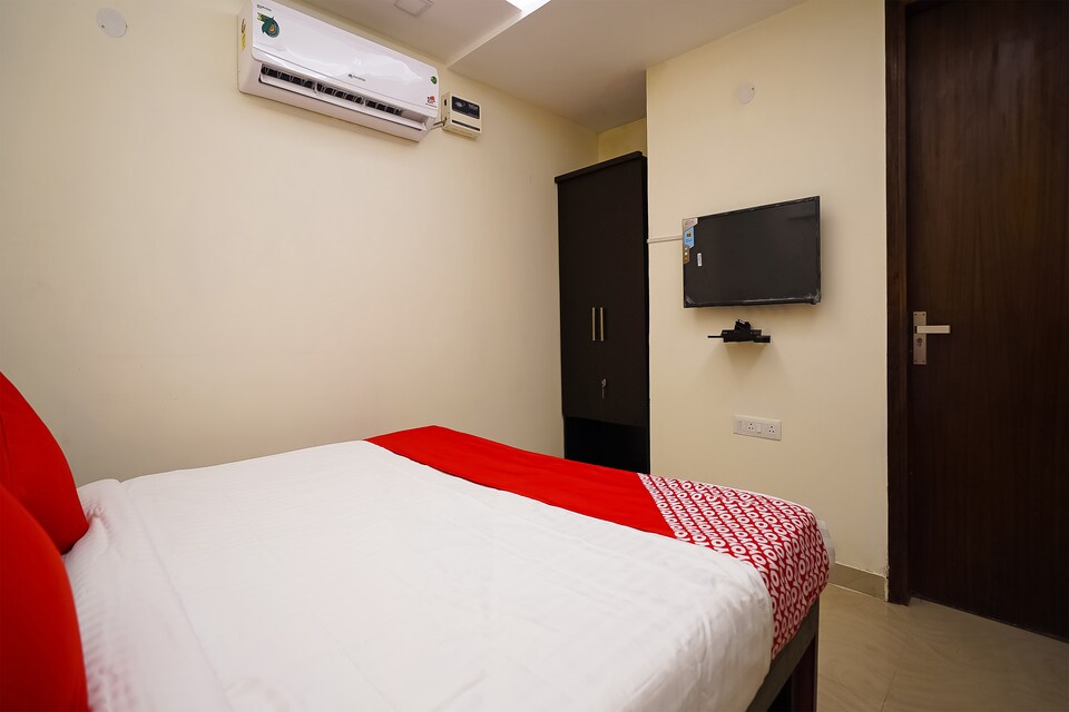 Hotel Black Rose By Olive Saffron, Rohini Delhi, Delhi