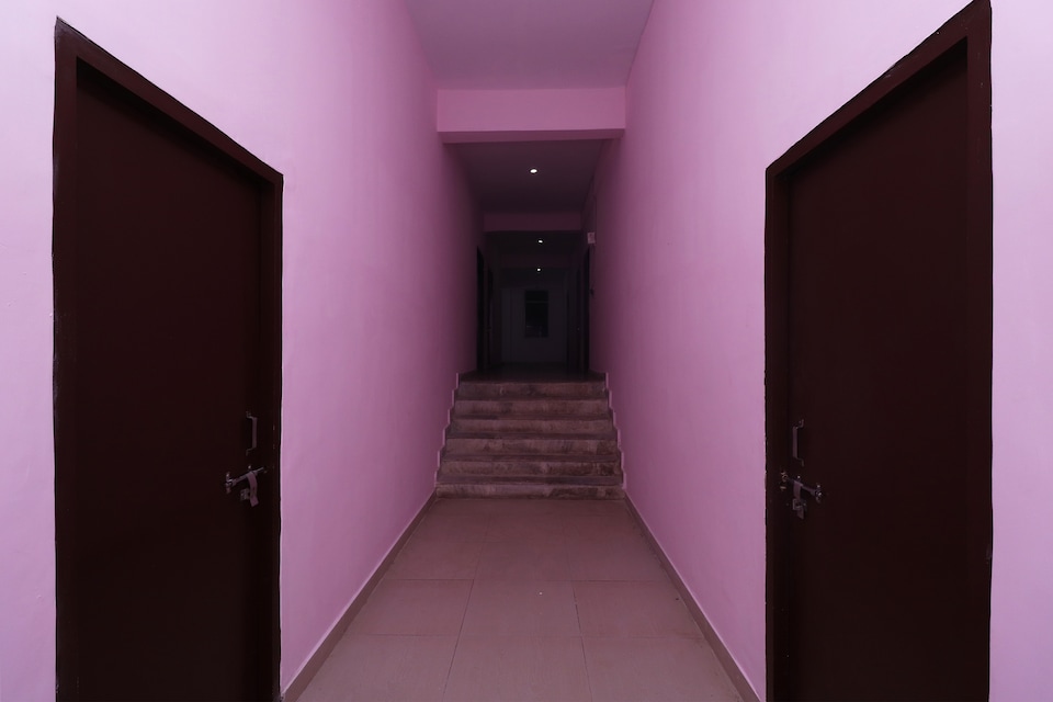 Hotel O Capital Inn, Vikas Nagar Lucknow, Lucknow