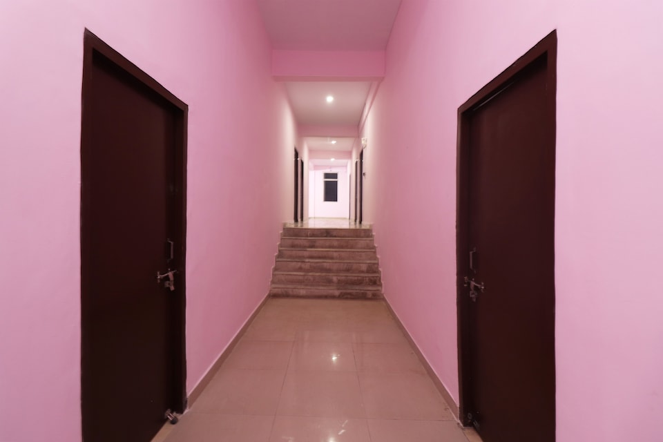 Hotel O Capital Inn, Vikas Nagar Lucknow, Lucknow