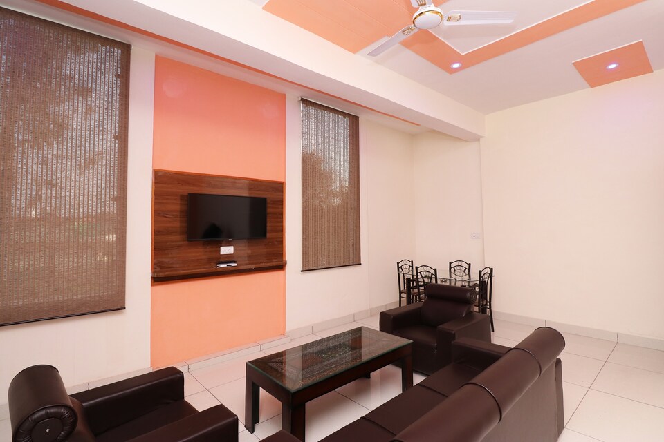 OYO 29006 Hotel Almond Leaf, Kurukshetra, Kurukshetra