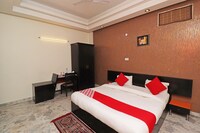 OYO Mannat Residency Near Appu Ghar